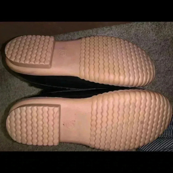 Twisted Women’s Size 10 Fur Lined Boots - Picture 3 of 3